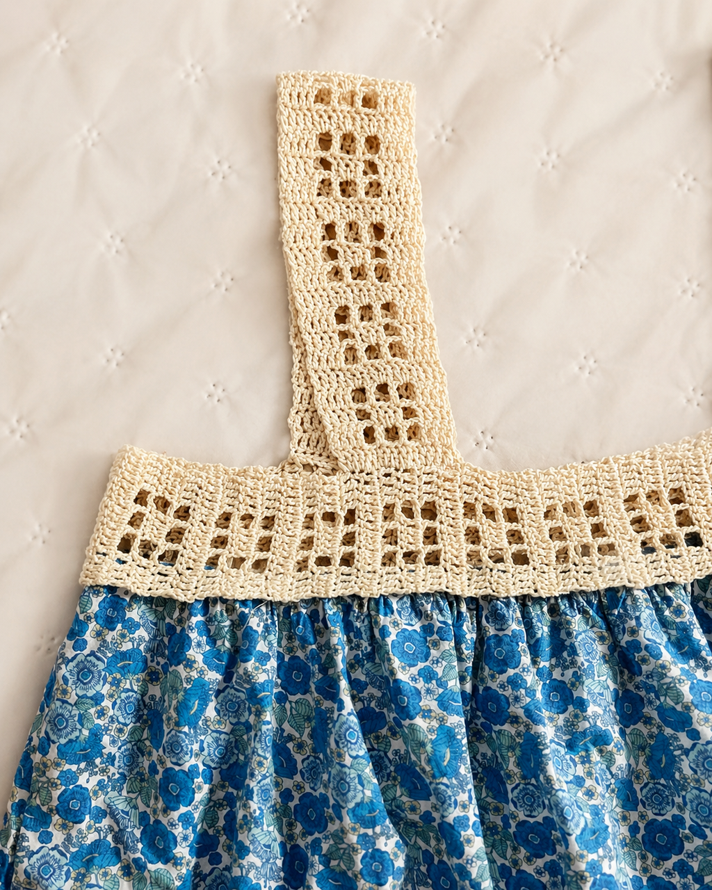 Vestido Isadora de algodón OEKO-TEX con crochet y encaje