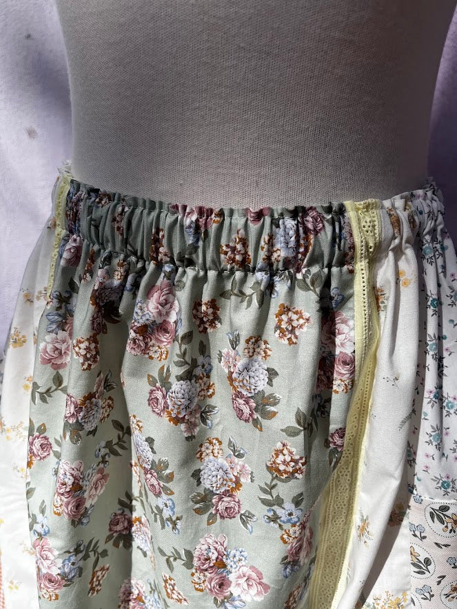 Faldilla Marjane Patchwork amb Brodat Anglès | Cotó OEKO-TEX® | L'Atelier del Bosc